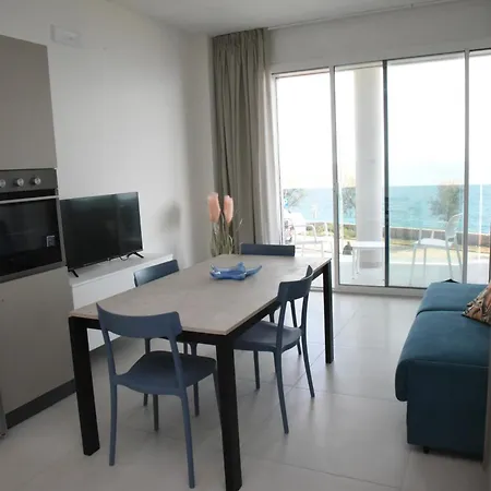 Ama Stella * Gallipoli